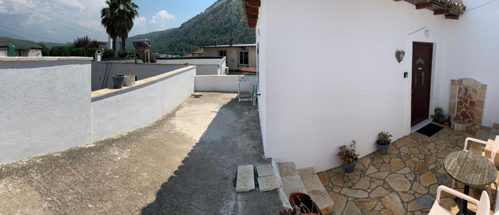 Nomad House-Entire House At Your Disposal,4 Guests Berat Exterior photo